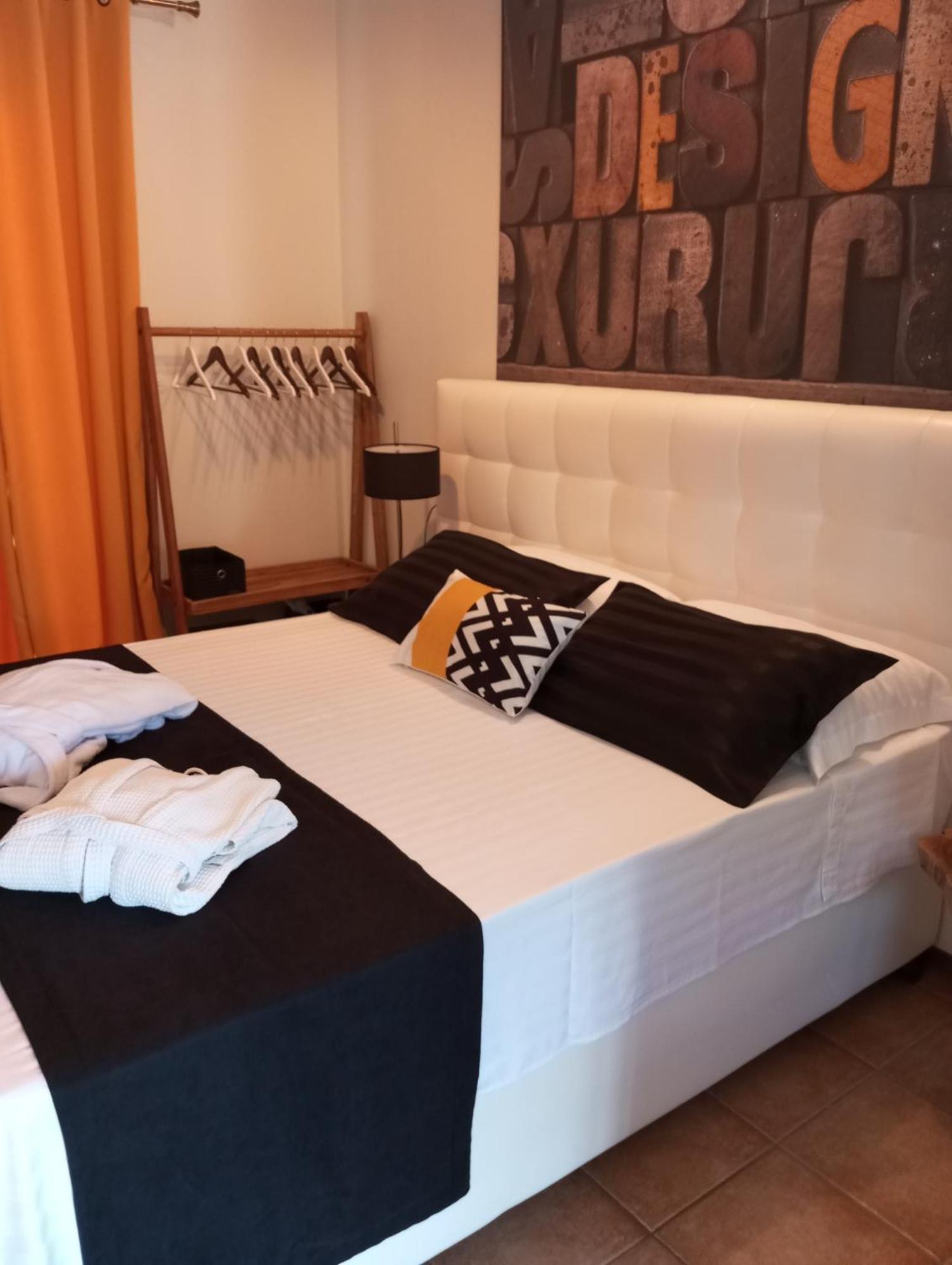 Machi Rooms 파티티리 외부 사진