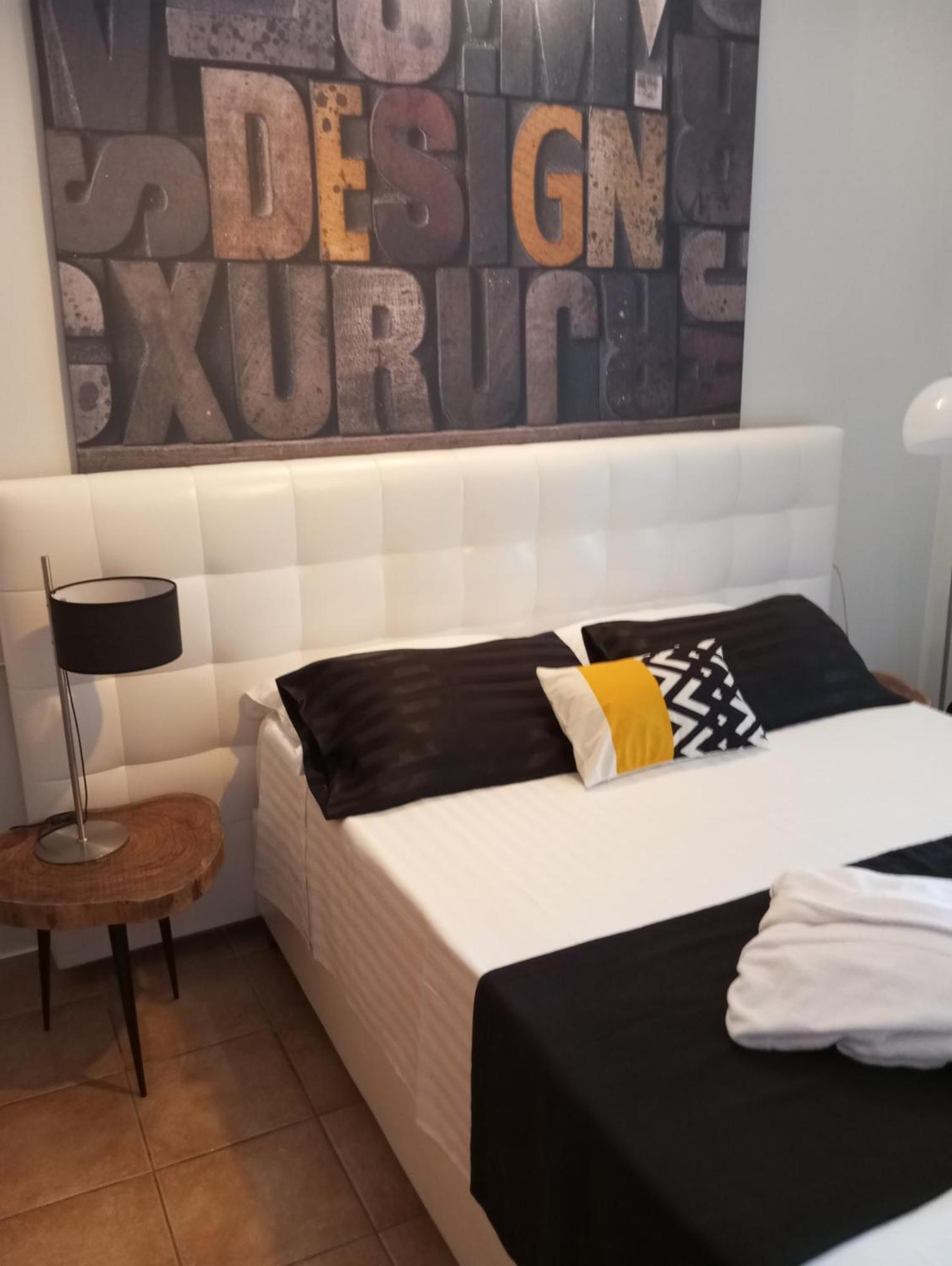 Machi Rooms 파티티리 외부 사진
