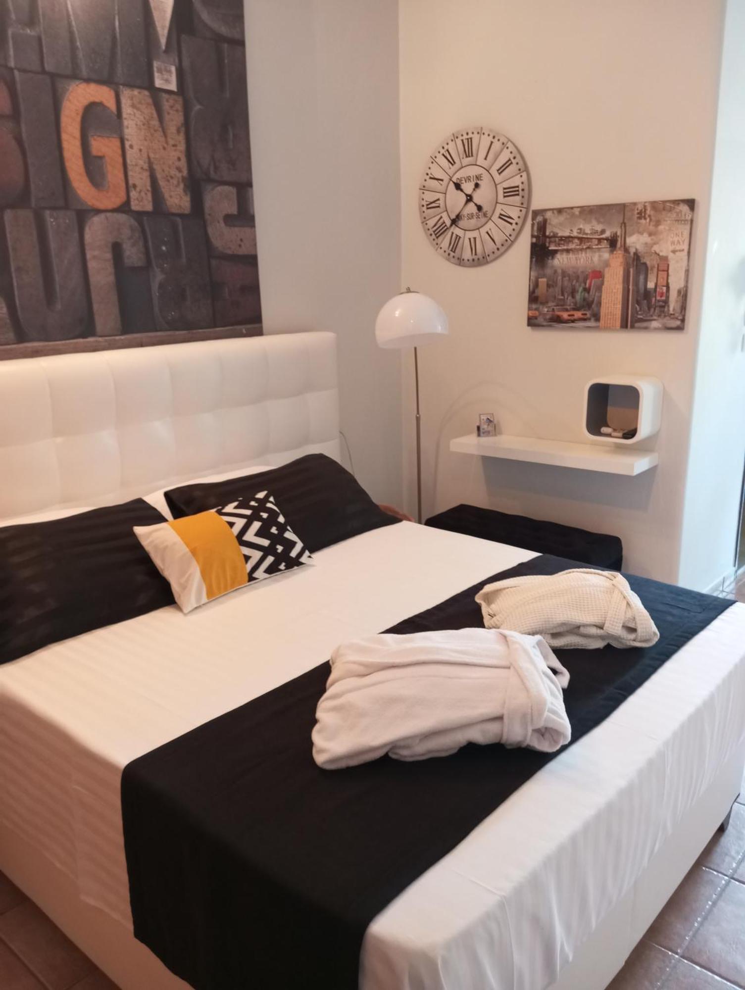 Machi Rooms 파티티리 외부 사진