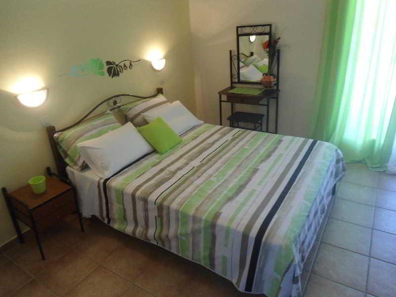 Machi Rooms 파티티리 외부 사진