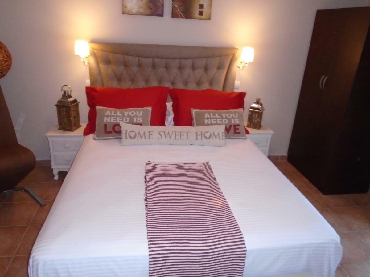 Machi Rooms 파티티리 외부 사진
